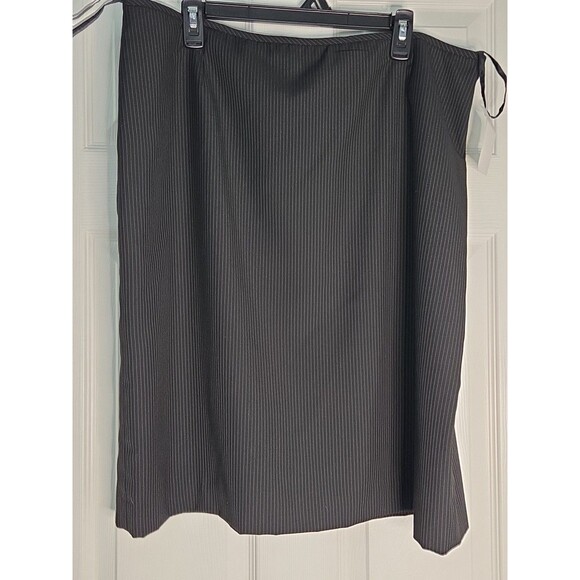 Tahari Arthur Levine skirt suit 'Anna' Sz 18 Black White Strip3 Dbl Breast NWT - Picture 12 of 16